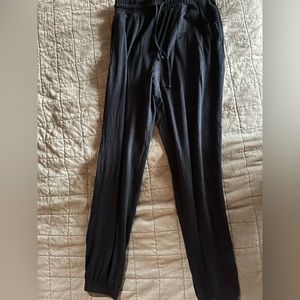 girlfriend collective- reset joggers